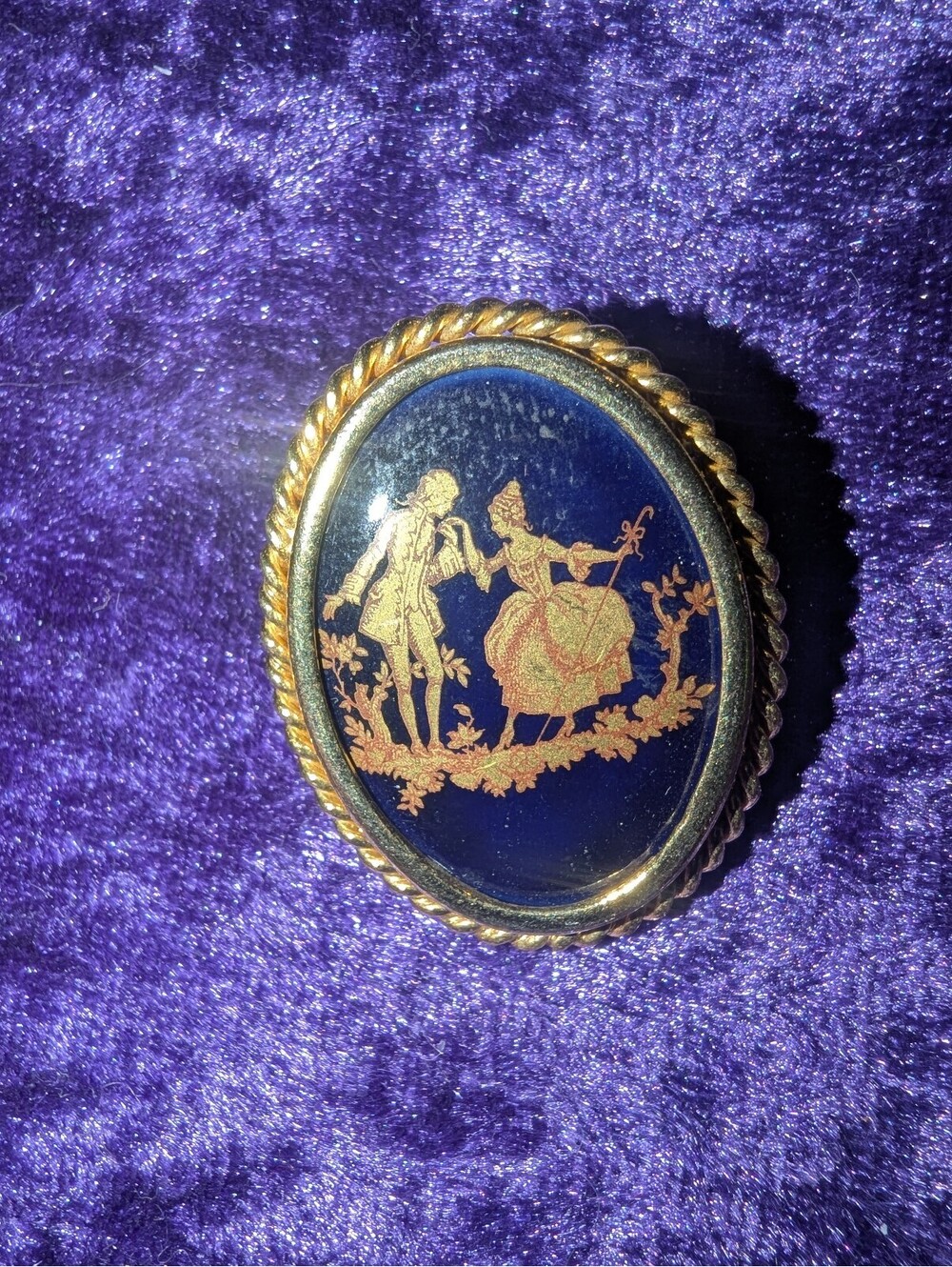 Vintage Limoges Porcelain Brooch with Gold-Tone Frame
